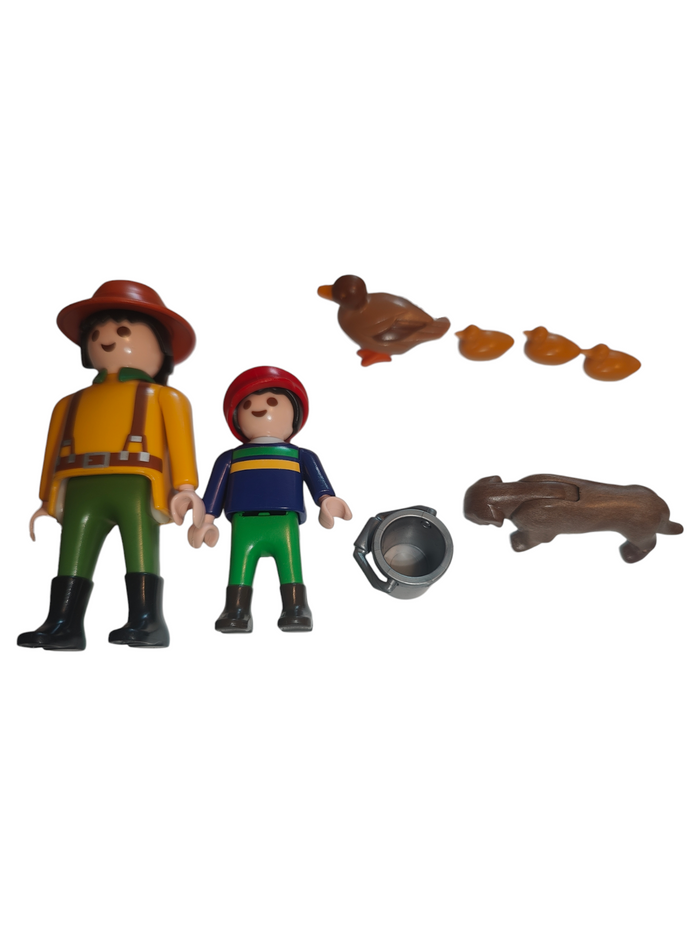 Playmobil Old Rare 3124 Superset Farm, including a child wagon