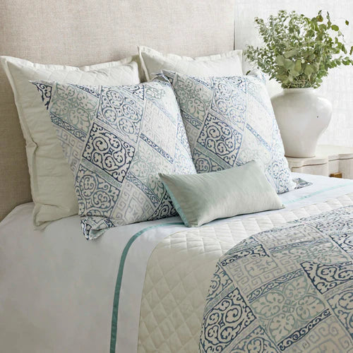 Ann Gish Oporto Collection