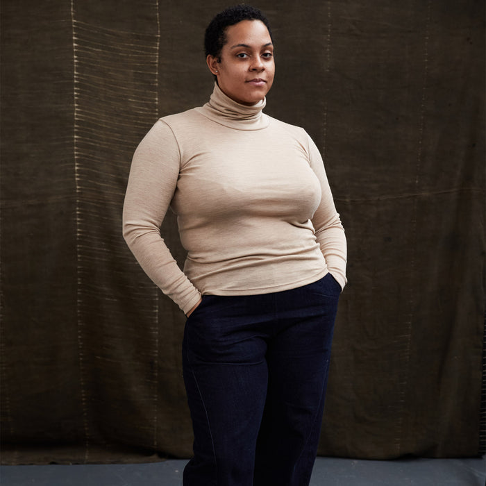 Auk Women's Top - Merino Wool & Silk - Sandstorm