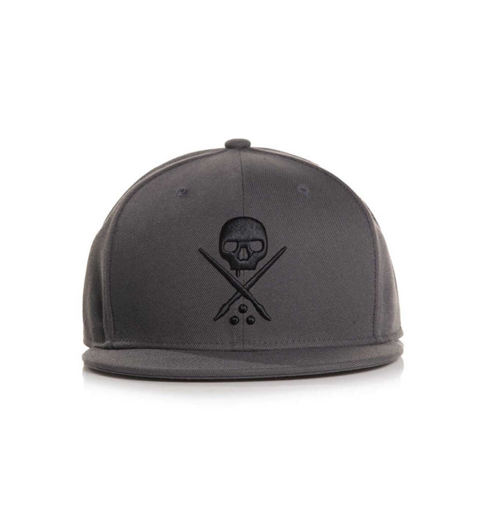 GREY / 6 7/8