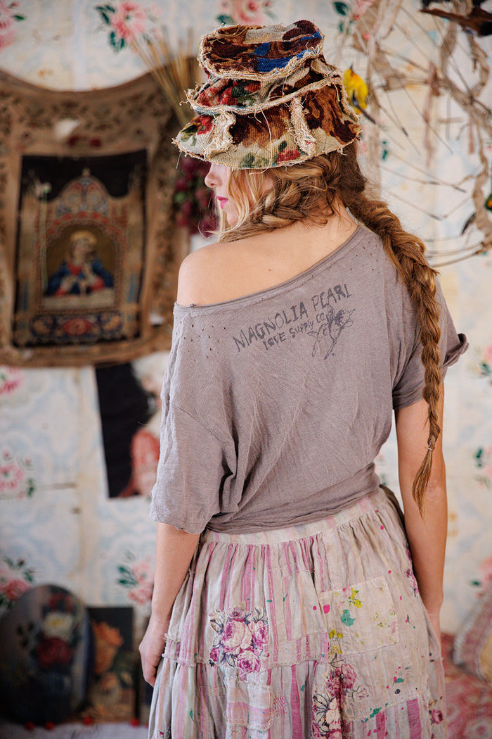 Boyfriend Tee Magnolia Pearl Clothing