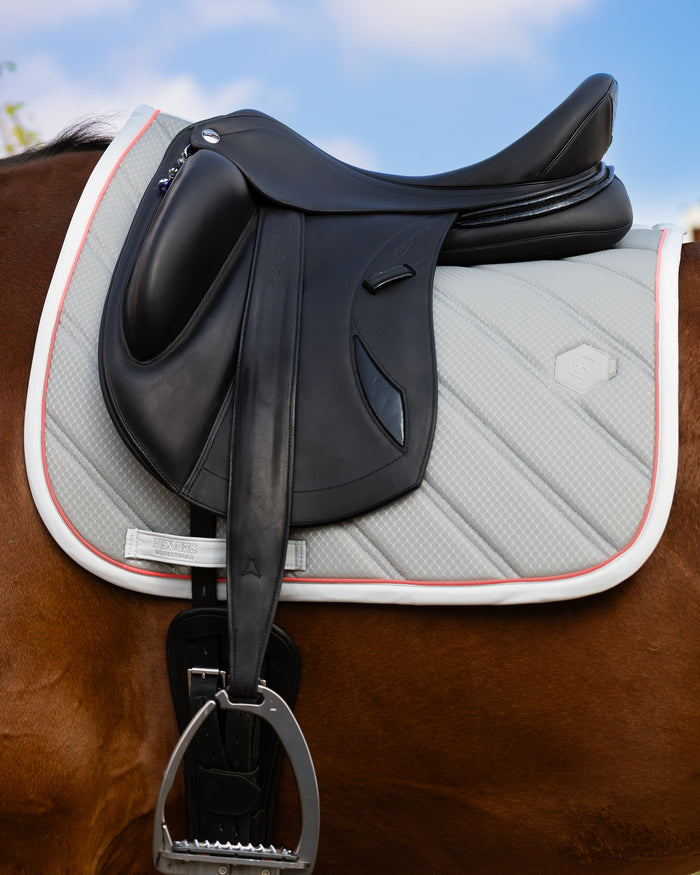 Brisa Mesh Saddle Pad – Shell Grey