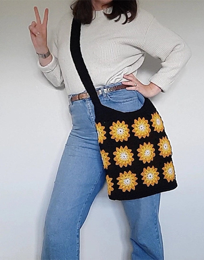 Crochet Bag Kit, 1970's Summer Fashion, The Pigeon's Nest