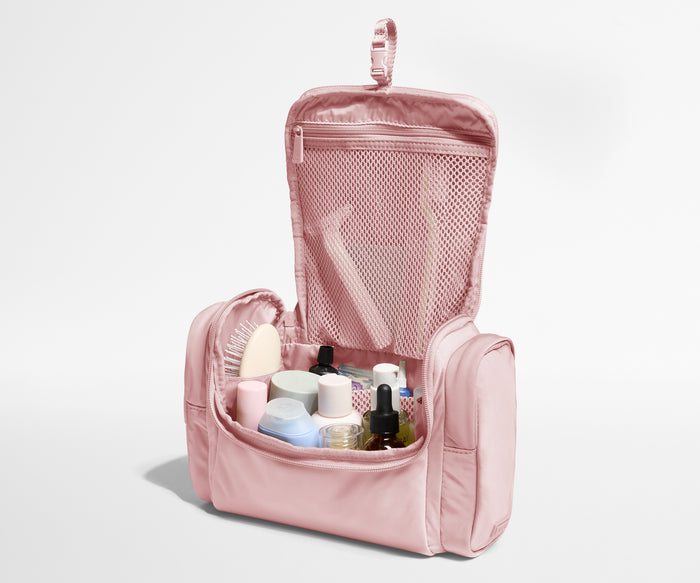 Featherlight Hanging Travel Vanity in Blush Pink