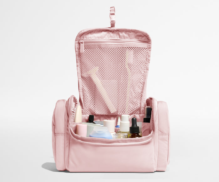 Featherlight Hanging Travel Vanity in Blush Pink