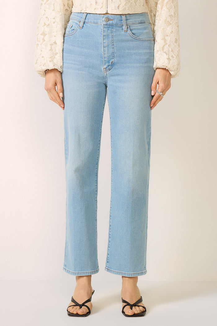 Le Sleek Straight Jean