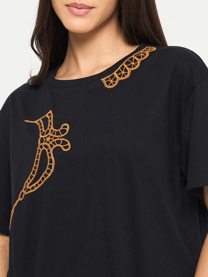 Madame Embroidery Patchwork Detailed Black Cotton T-shirt