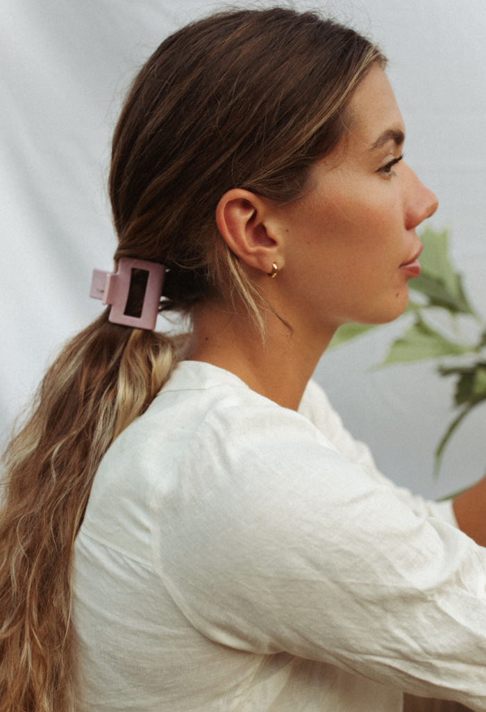 Palm Claw Clip