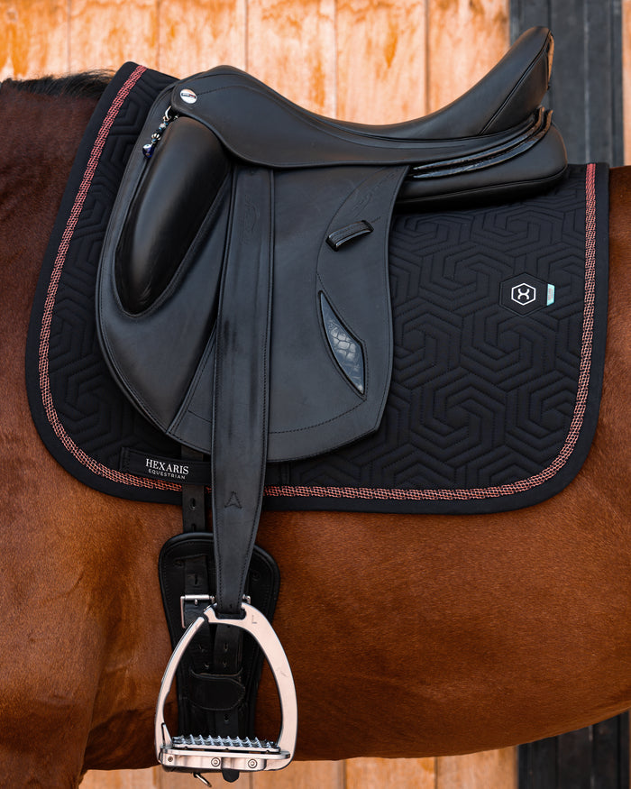 Paradiso Saddle Pad - Toucan Black