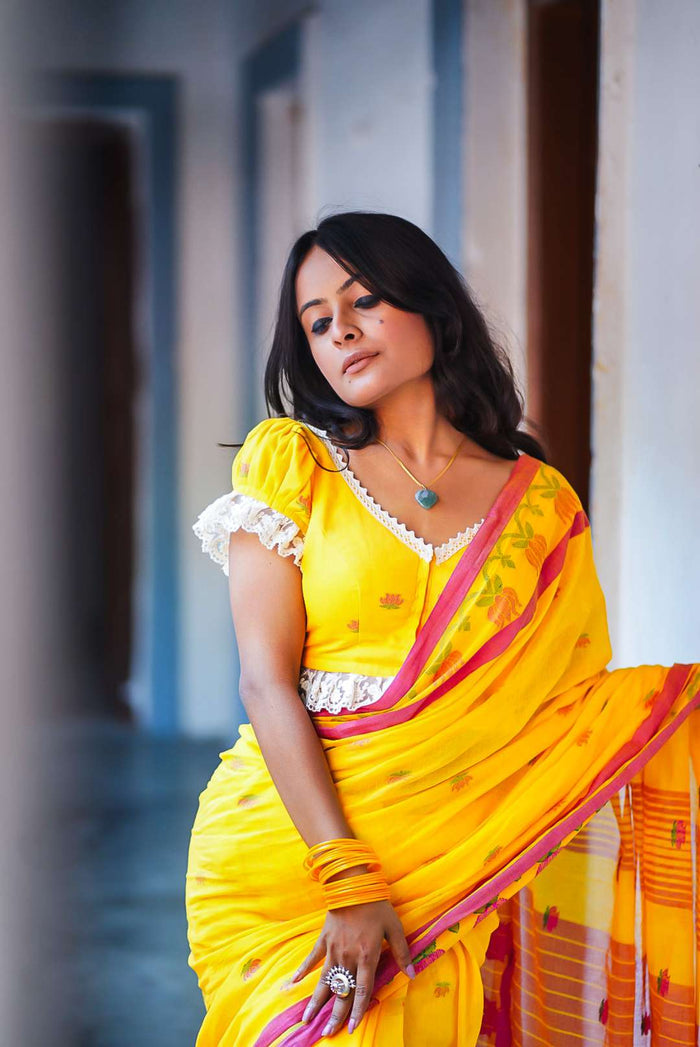 Peela Komal