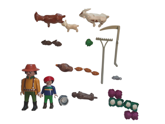 Playmobil Old Rare 3124 Superset Farm, including a child wagon