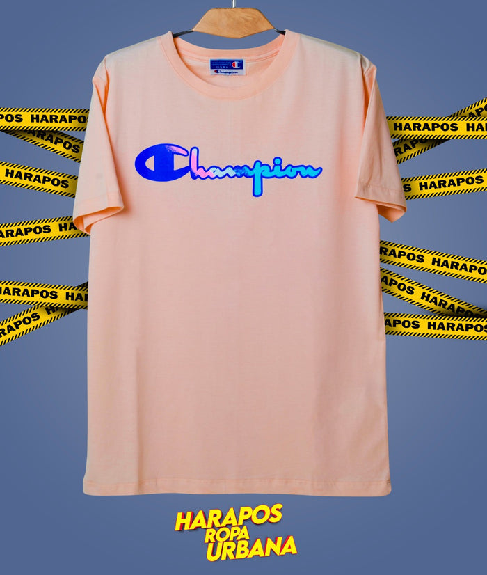 Polera champion rosa letras coloridas