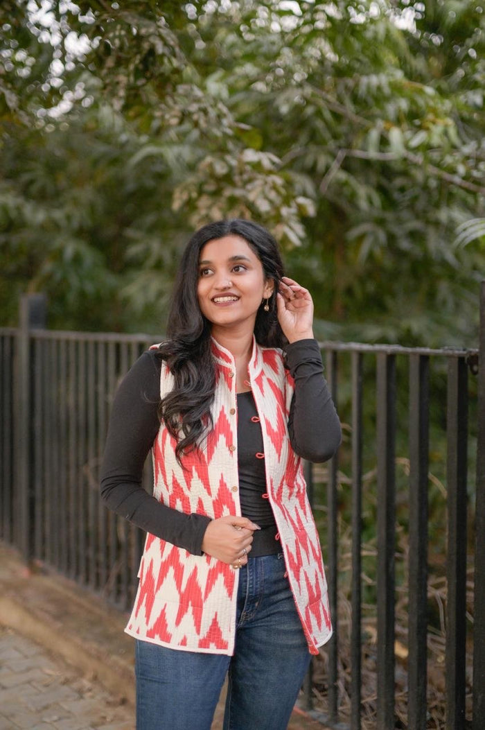 Reversible Quilted Sleeveless Jacket- Red Love