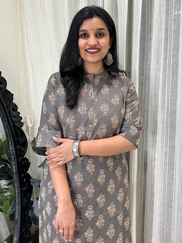 Weekend Cotton Kurta- Grey Boota