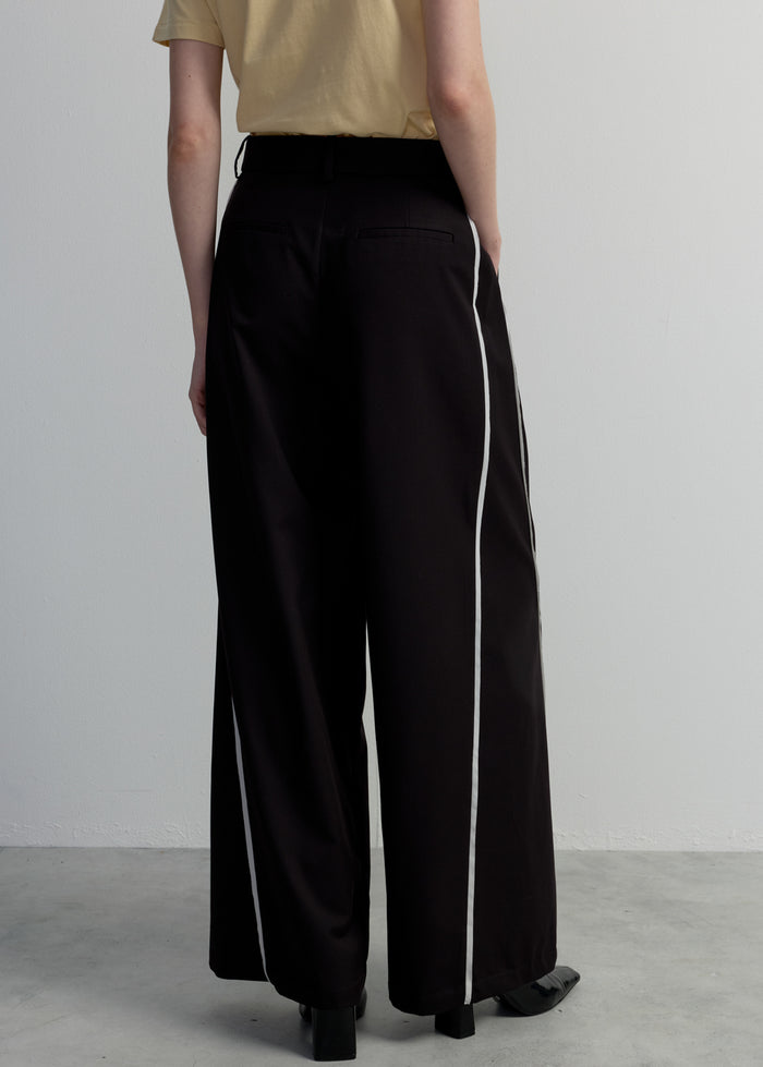 WIDE LEG TRACK PANTS