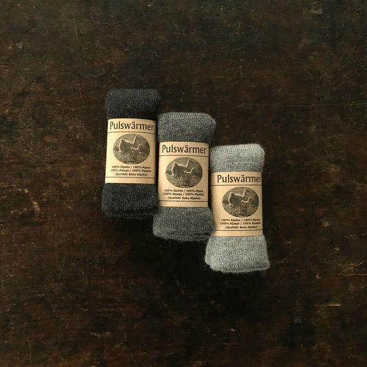 Women's Alpaca Stocking Stitch Wristwarmer - Many Colours